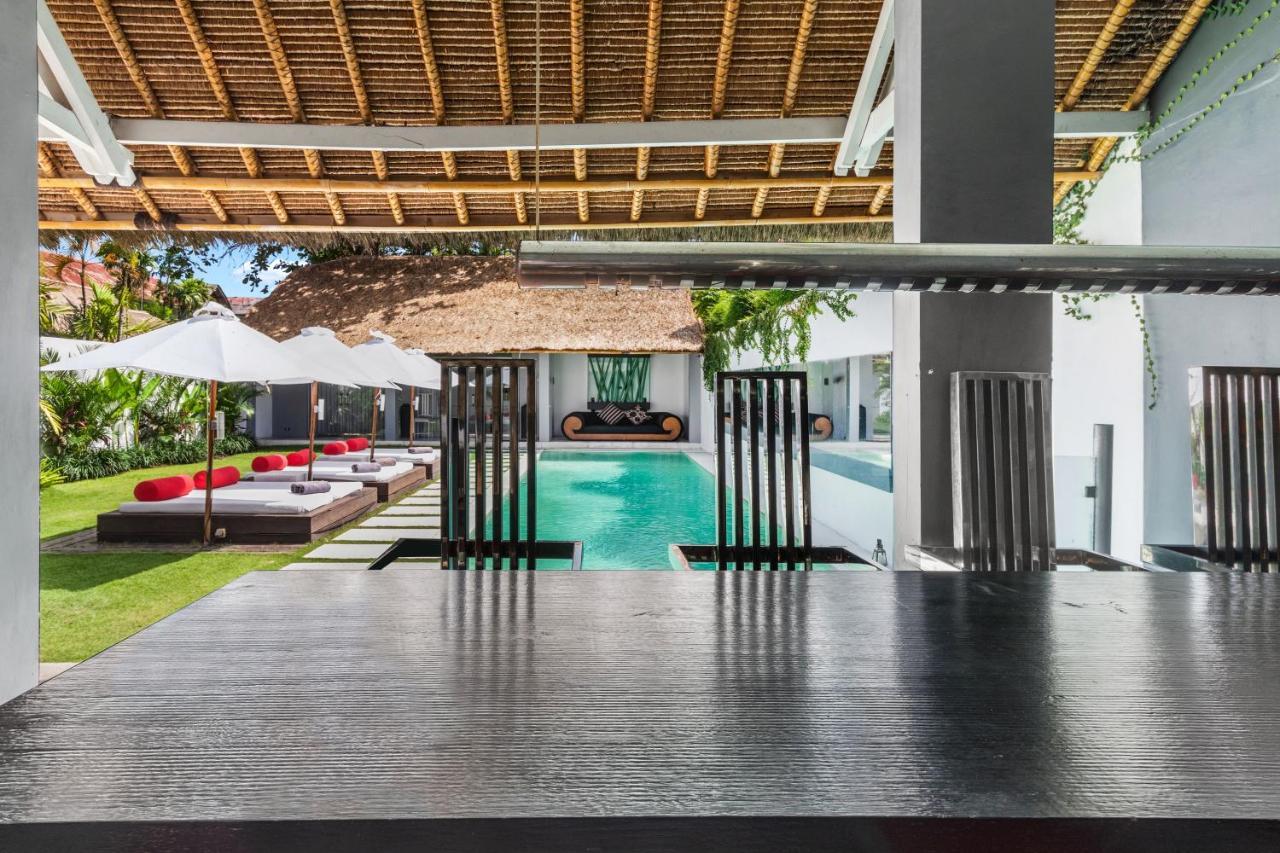 Saga Villas Ultra Seminyak Esterno foto